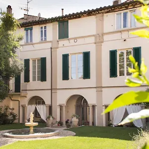 Lucus Exclusive Bed & Breakfast